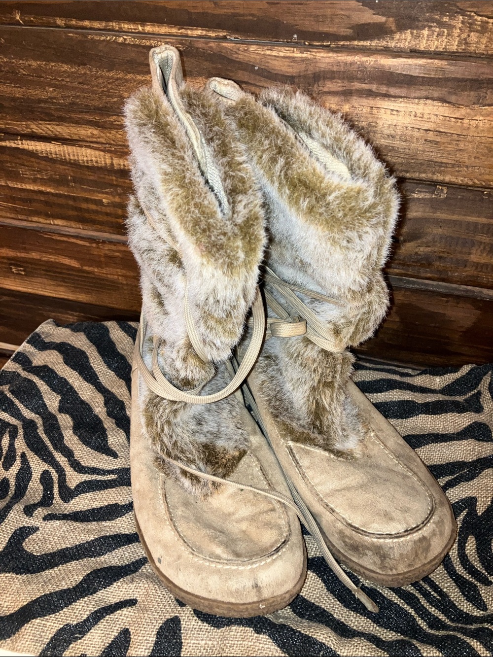 Mossimo Supply Co. Faux-Fur Taupe Winter Boots - Picture 2 of 10